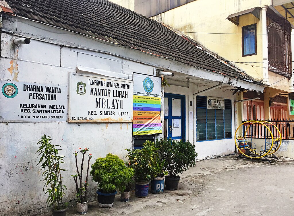 PERPUSTAKAAN KELURAHAN MELAYU