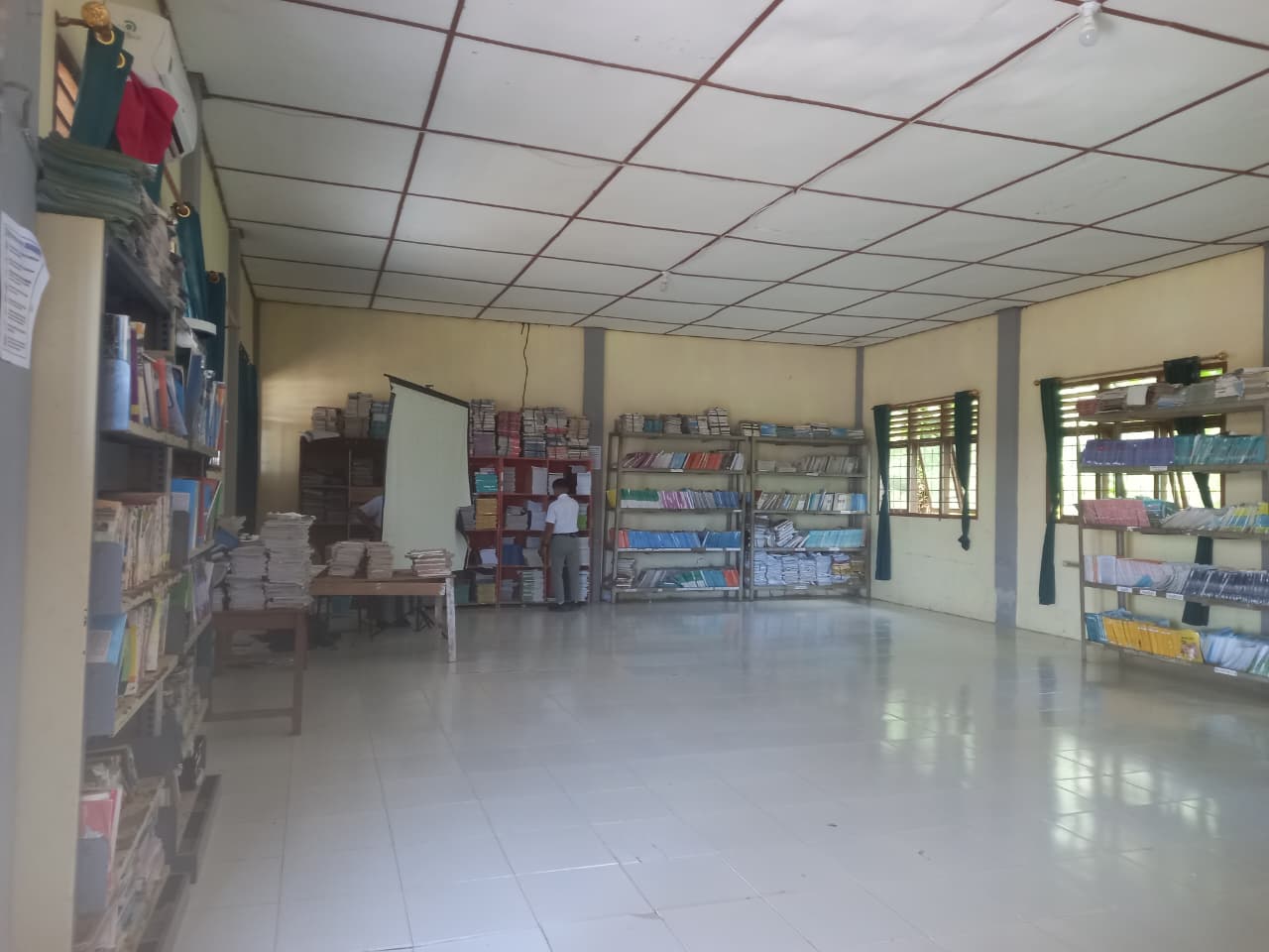 Perpustakaan SMA Negeri 1 Maniamolo
