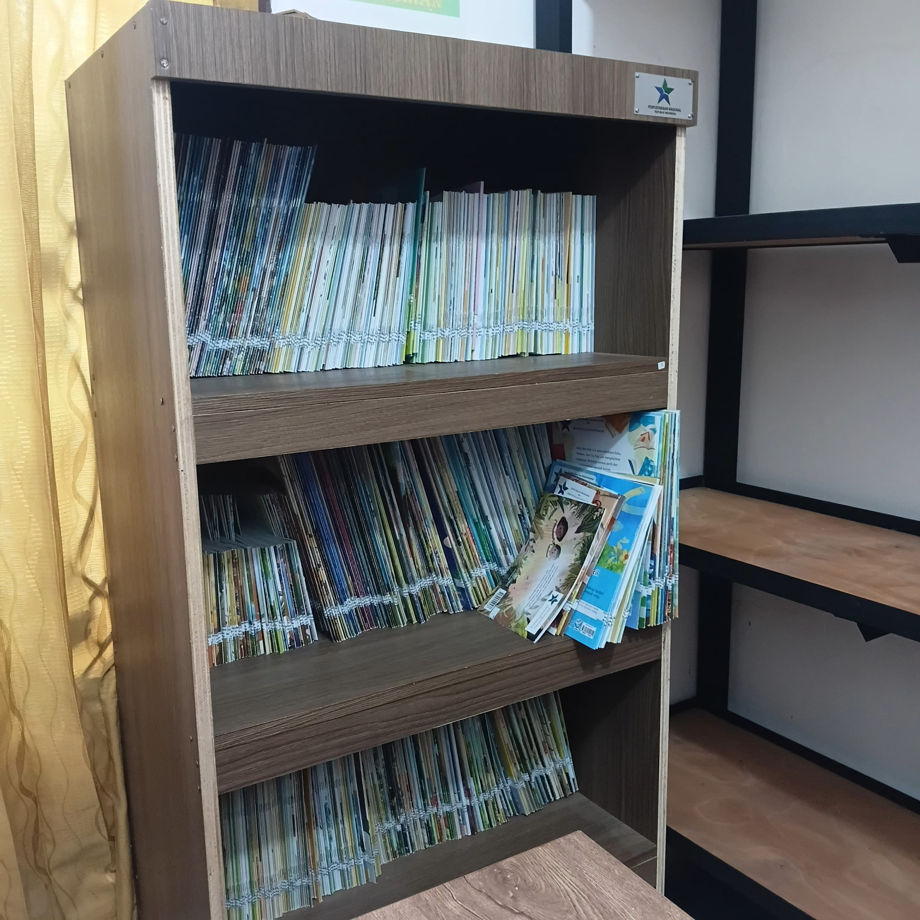 PERPUSTAKAAN DESA PERKEBUNAN BRUSSEL